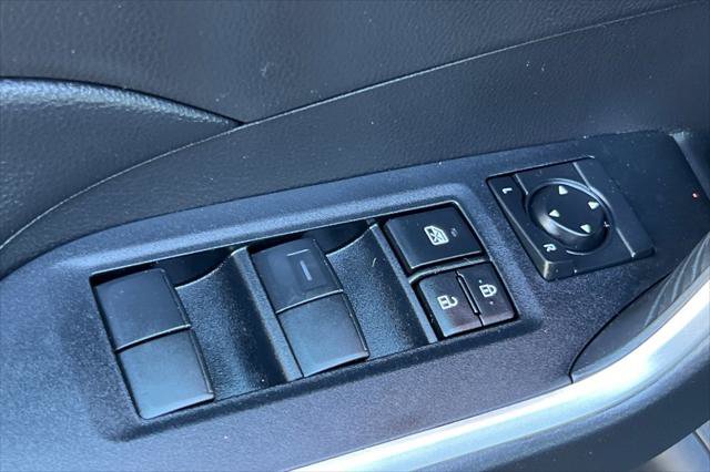 Certified 2022 Toyota RAV4 LE AWD/4WD image 13
