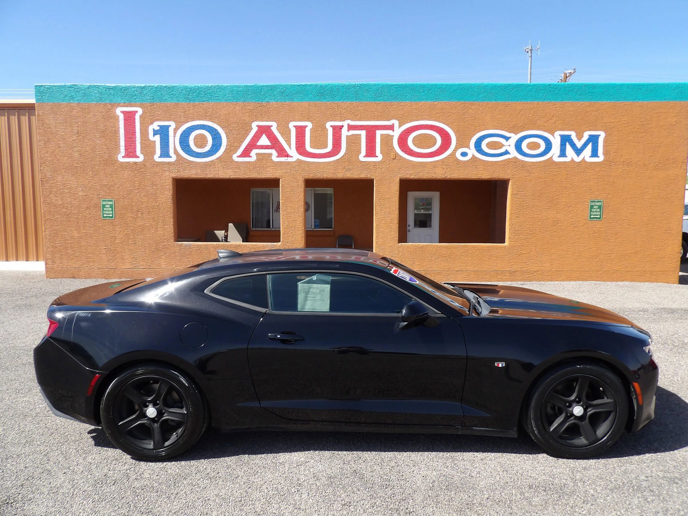 Used 2017 Chevrolet Camaro LT RWD image 1