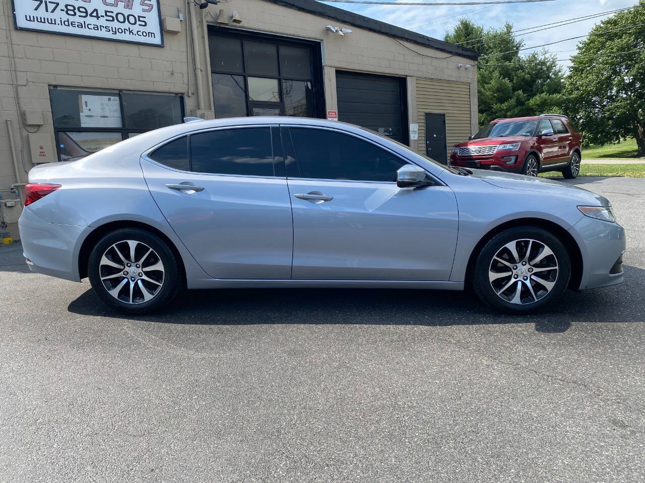 Used 2015 Acura TLX w/ Technology Package FWD image 2