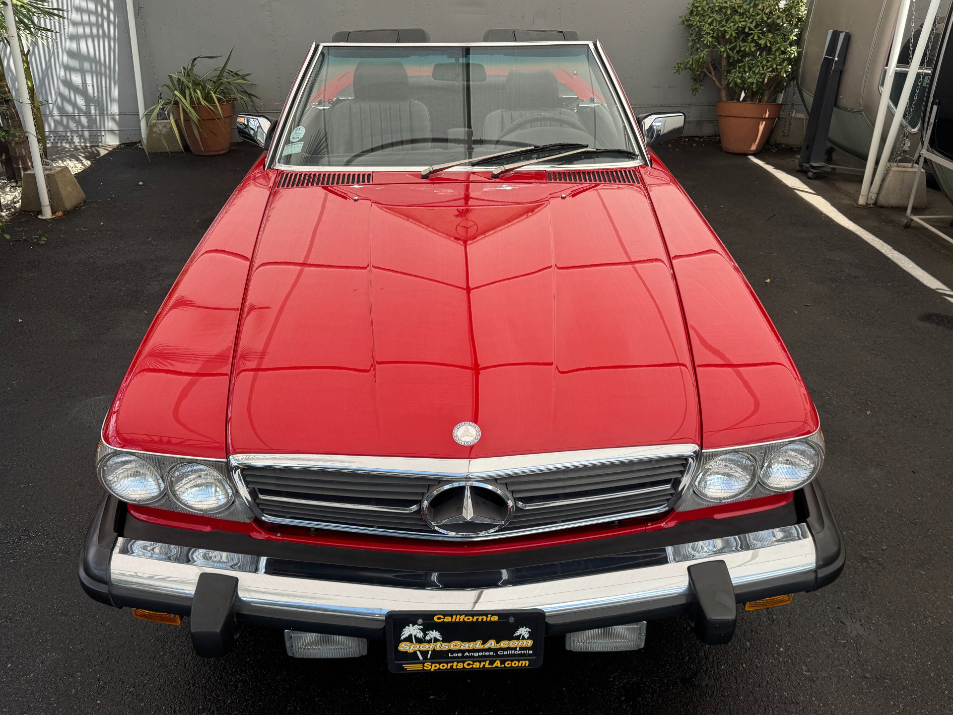 Used 1987 Mercedes-Benz 560 SL image 4