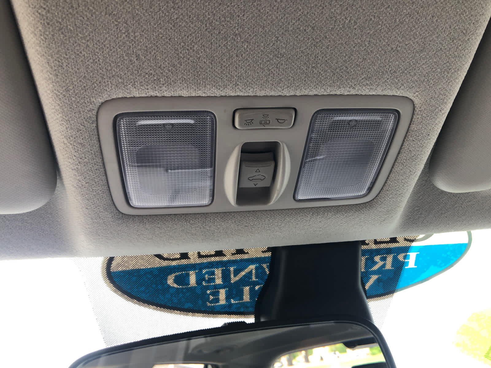 Used 2025 Hyundai Venue SEL FWD image 21