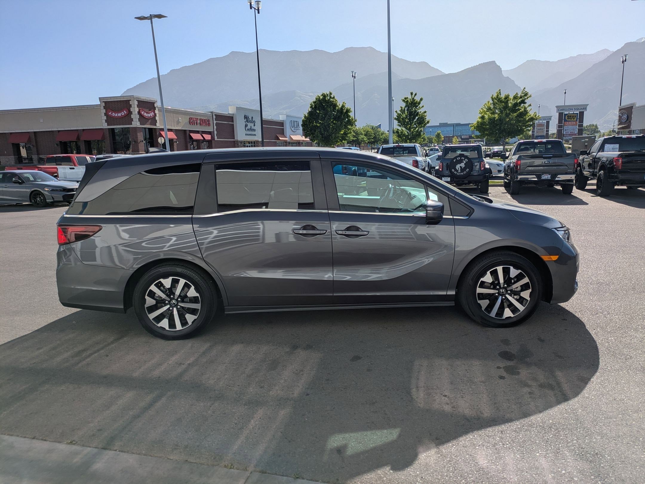Used 2026 Honda Odyssey EX-L image 2