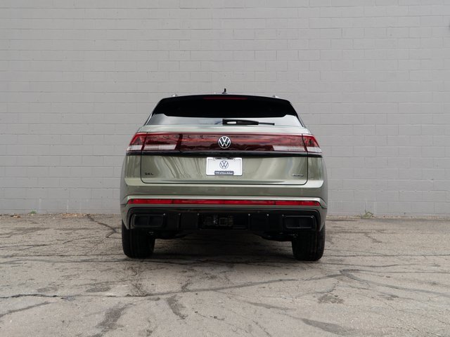 New 2026 Volkswagen Atlas Cross Sport SEL R-Line image 5