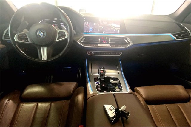 Used 2022 BMW X5 xDrive45e w/ M Sport Package image 14