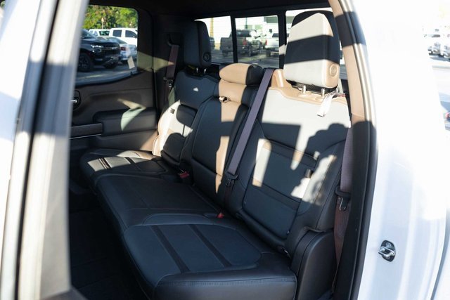 Used 2022 GMC Sierra 1500 Denali w/ Denali Premium Package image 14