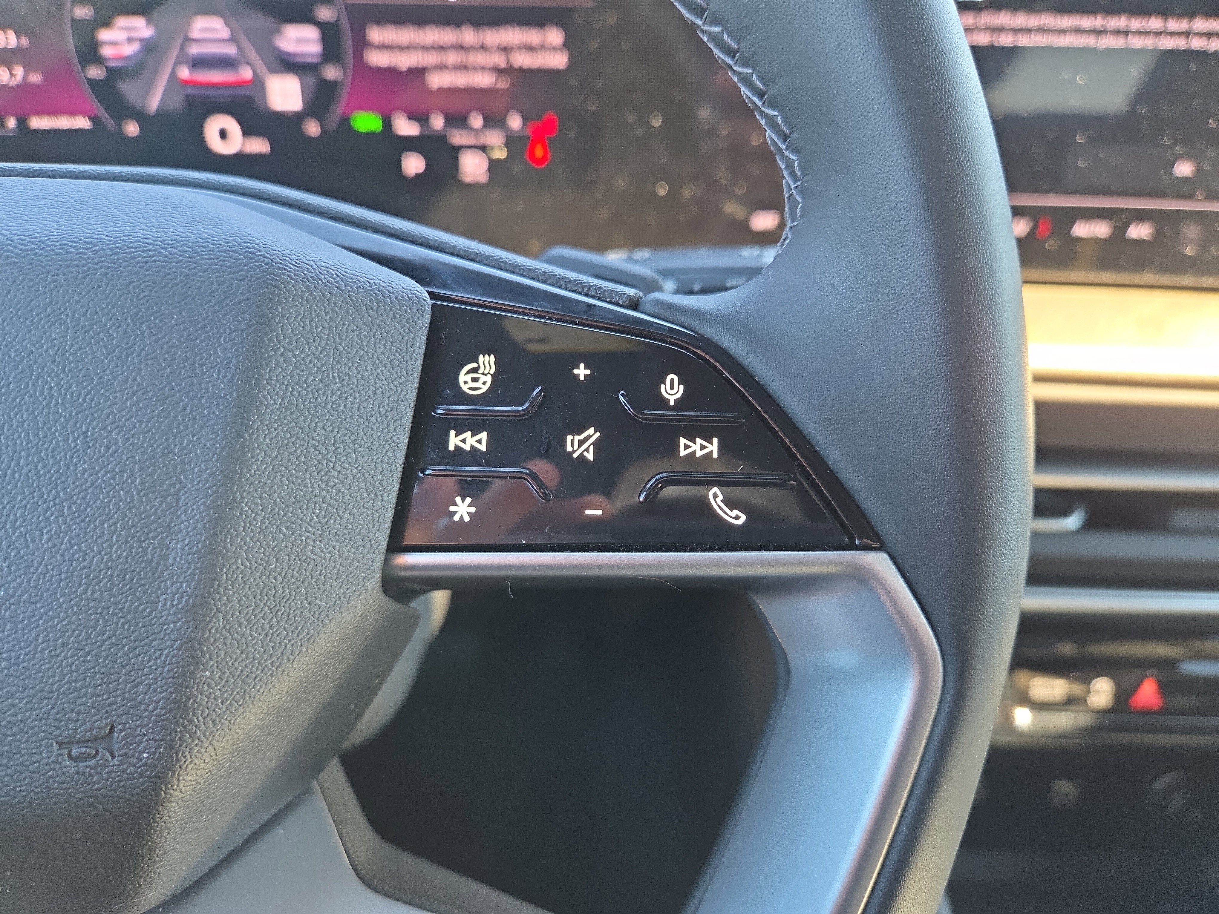 Certified 2025 Audi Q5 Premium Plus w/ Premium Plus image 12