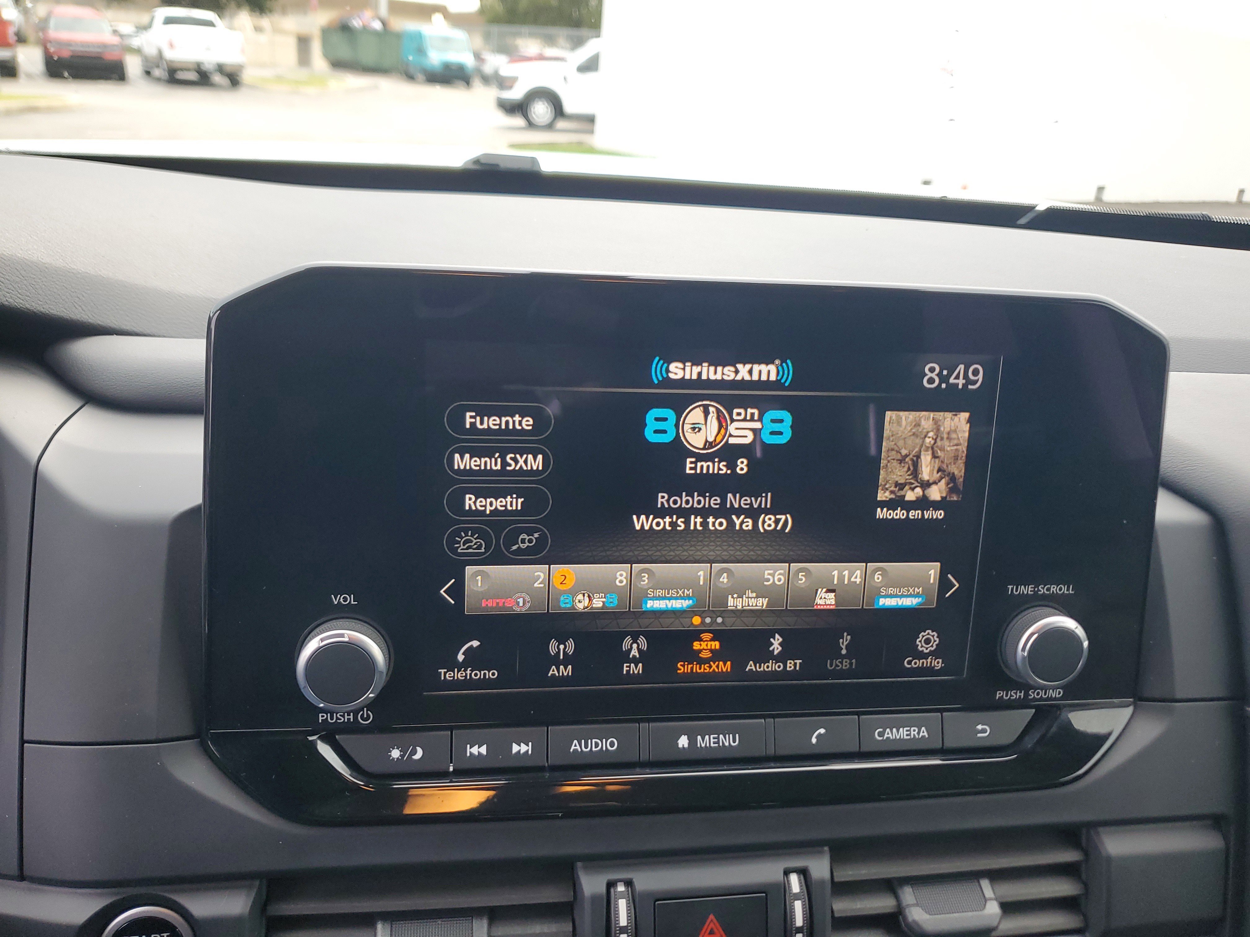 Used 2024 Nissan Pathfinder S image 25