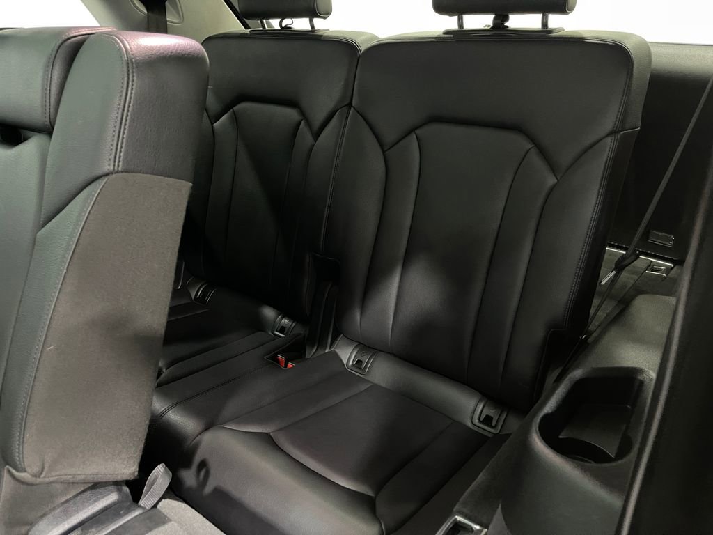 Used 2018 Audi Q7 3.0T Premium Plus w/ Premium Plus Package image 32
