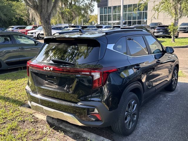 Used 2024 Kia Seltos S FWD image 6