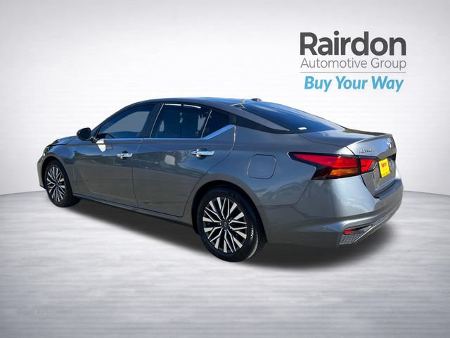 Used 2024 Nissan Altima 2.5 SV FWD image 5