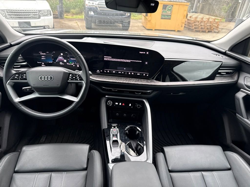 Used 2025 Audi Q5 Premium Plus w/ Premium Plus AWD/4WD image 9