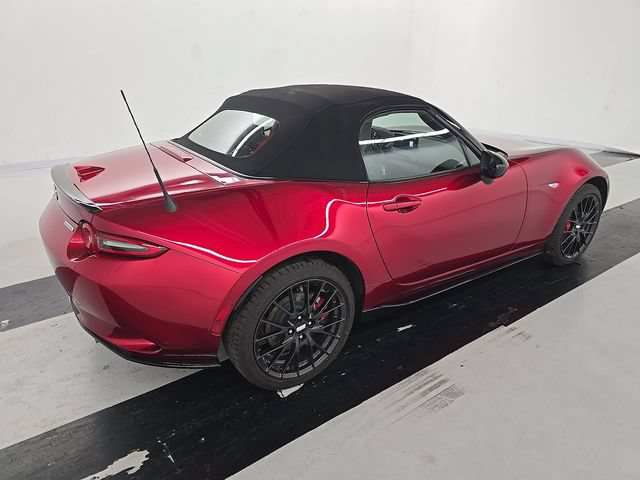 Used 2025 MAZDA MX-5 Miata Club w/ Brembo/BBS Recaro Package RWD image 3