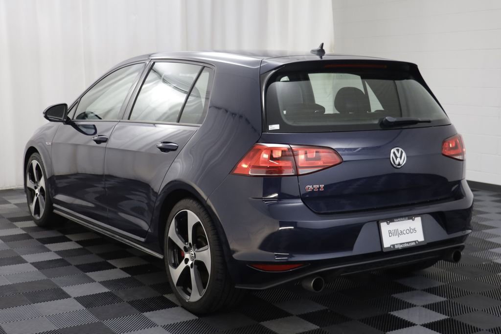 Used 2016 Volkswagen Golf 4-Door FWD image 14