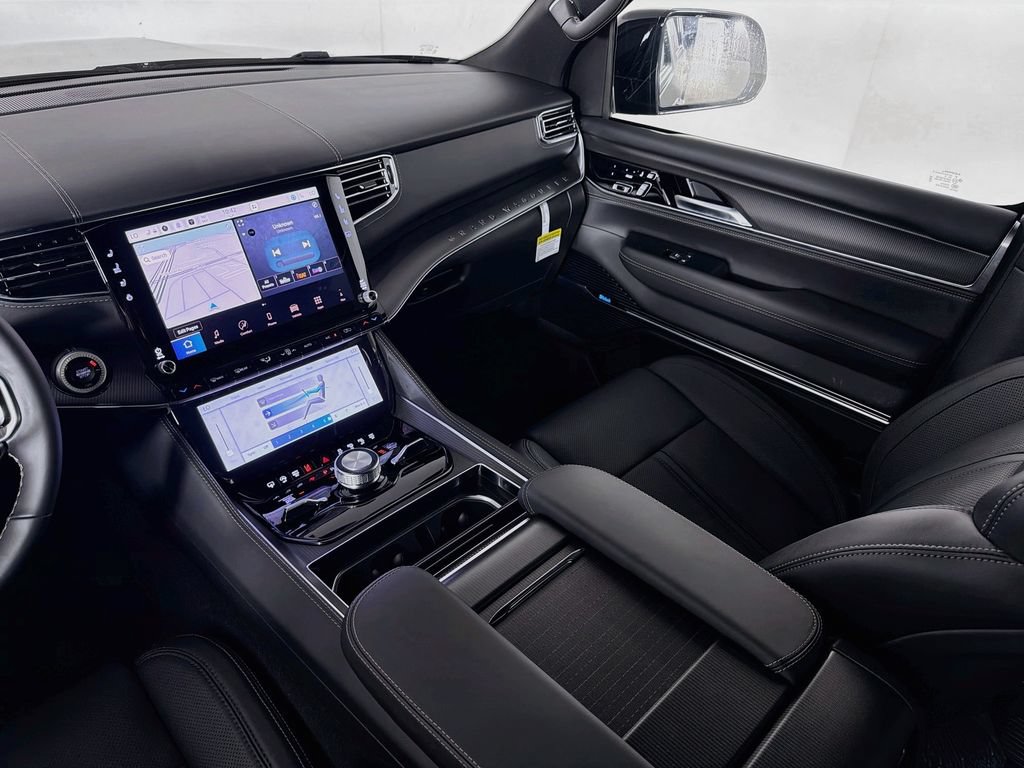 New 2026 Jeep Grand Wagoneer L Summit AWD/4WD image 24