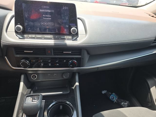 Used 2023 Nissan Rogue S FWD image 9