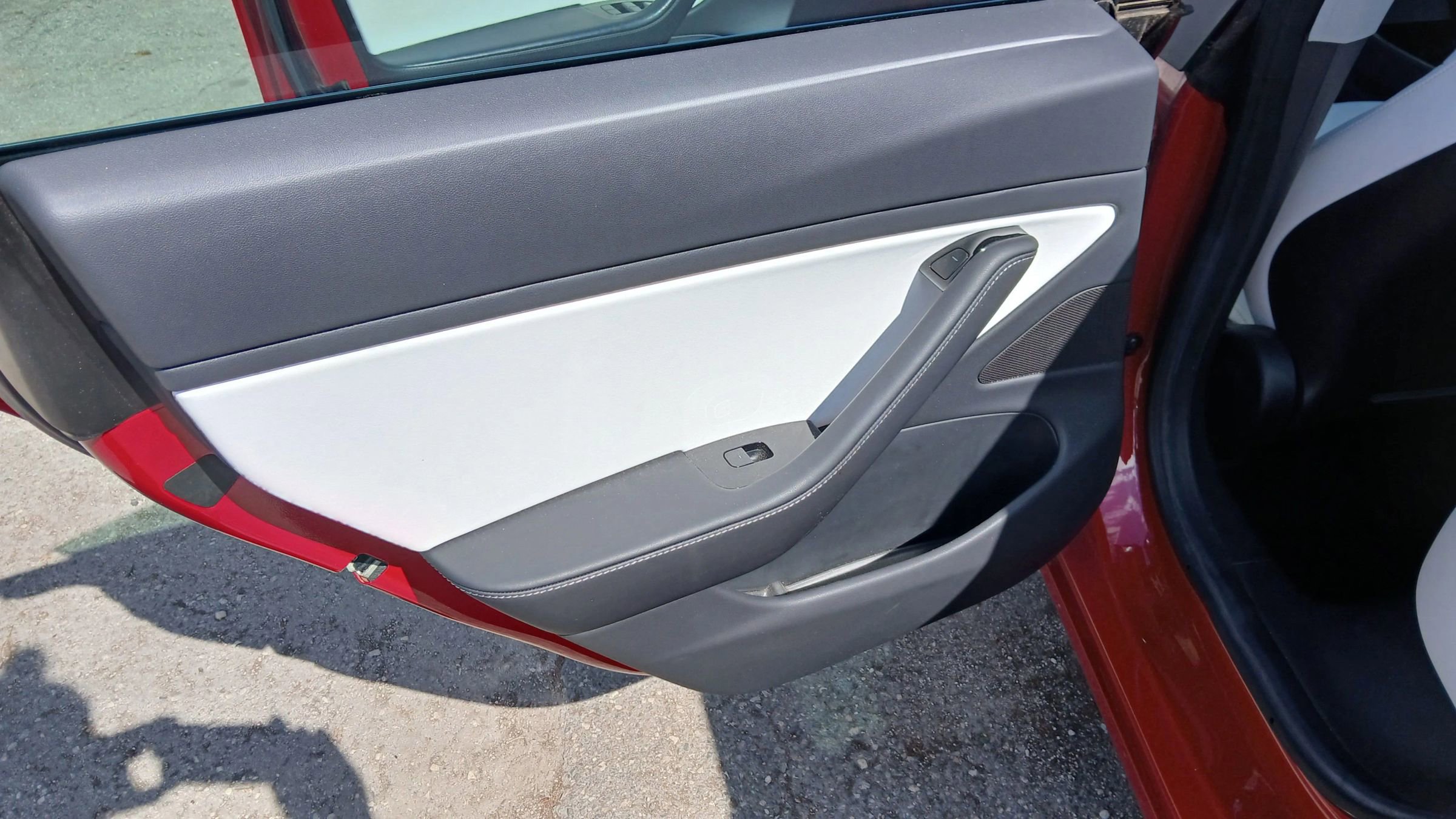 Used 2018 Tesla Model 3 Long Range AWD/4WD image 16