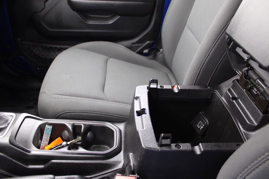 Used 2018 Jeep Wrangler Unlimited Sport S image 41