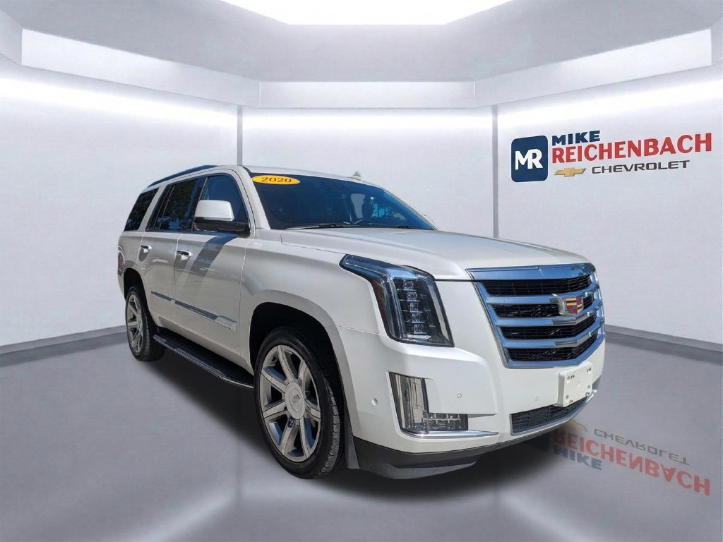 Used 2020 Cadillac Escalade Luxury AWD/4WD image 2