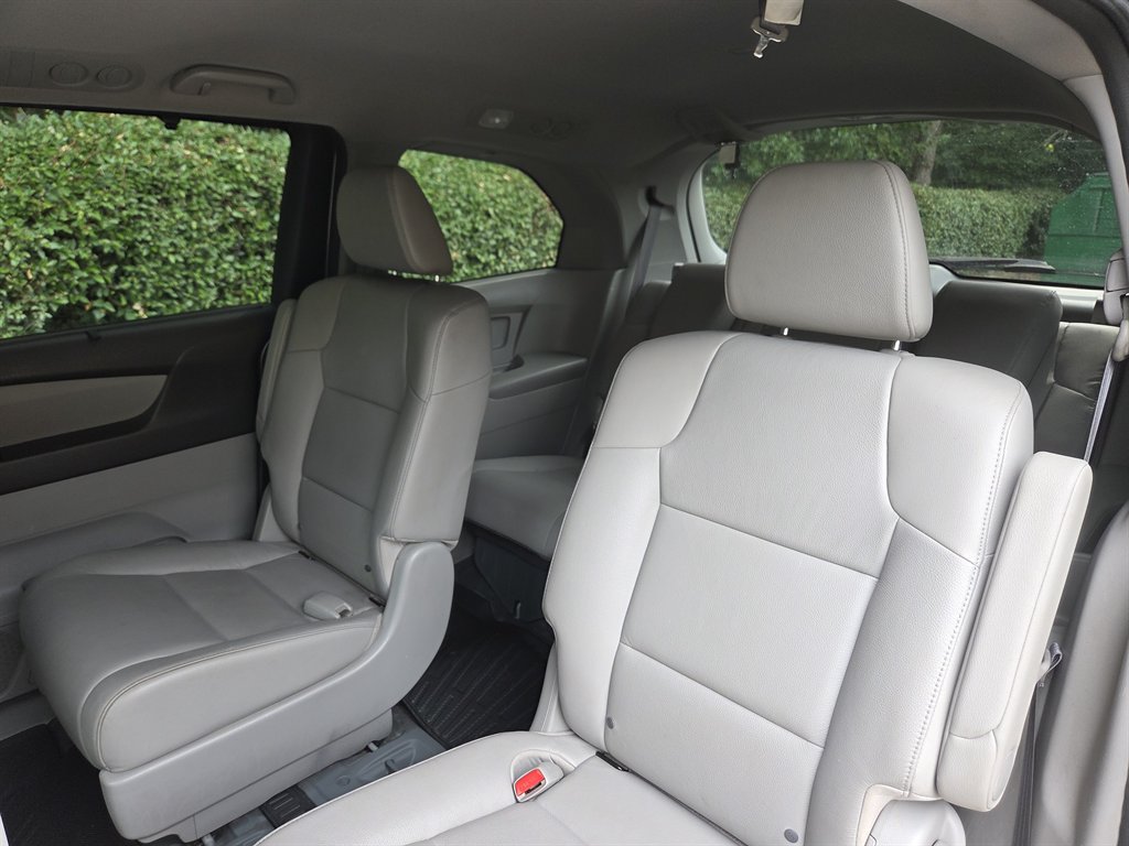 Used 2016 Honda Odyssey EX-L image 34