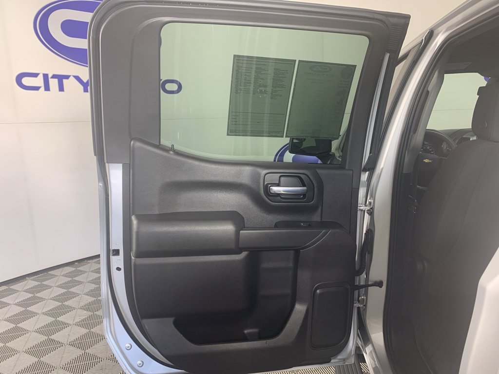 Used 2021 Chevrolet Silverado 1500 Custom image 30
