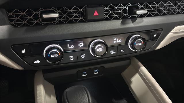 Used 2024 Honda Accord EX image 18