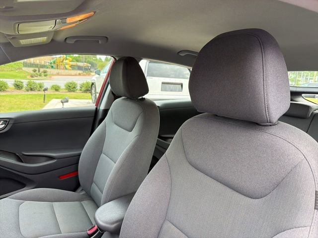 Used 2020 Hyundai Ioniq Blue FWD image 28