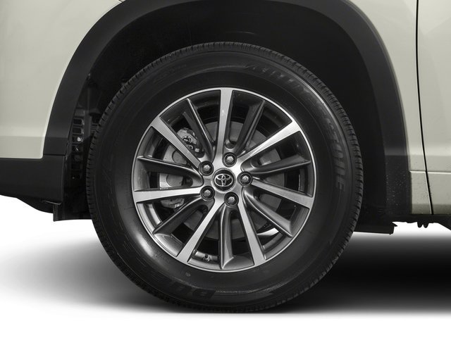 Certified 2017 Toyota Highlander XLE AWD/4WD image 11
