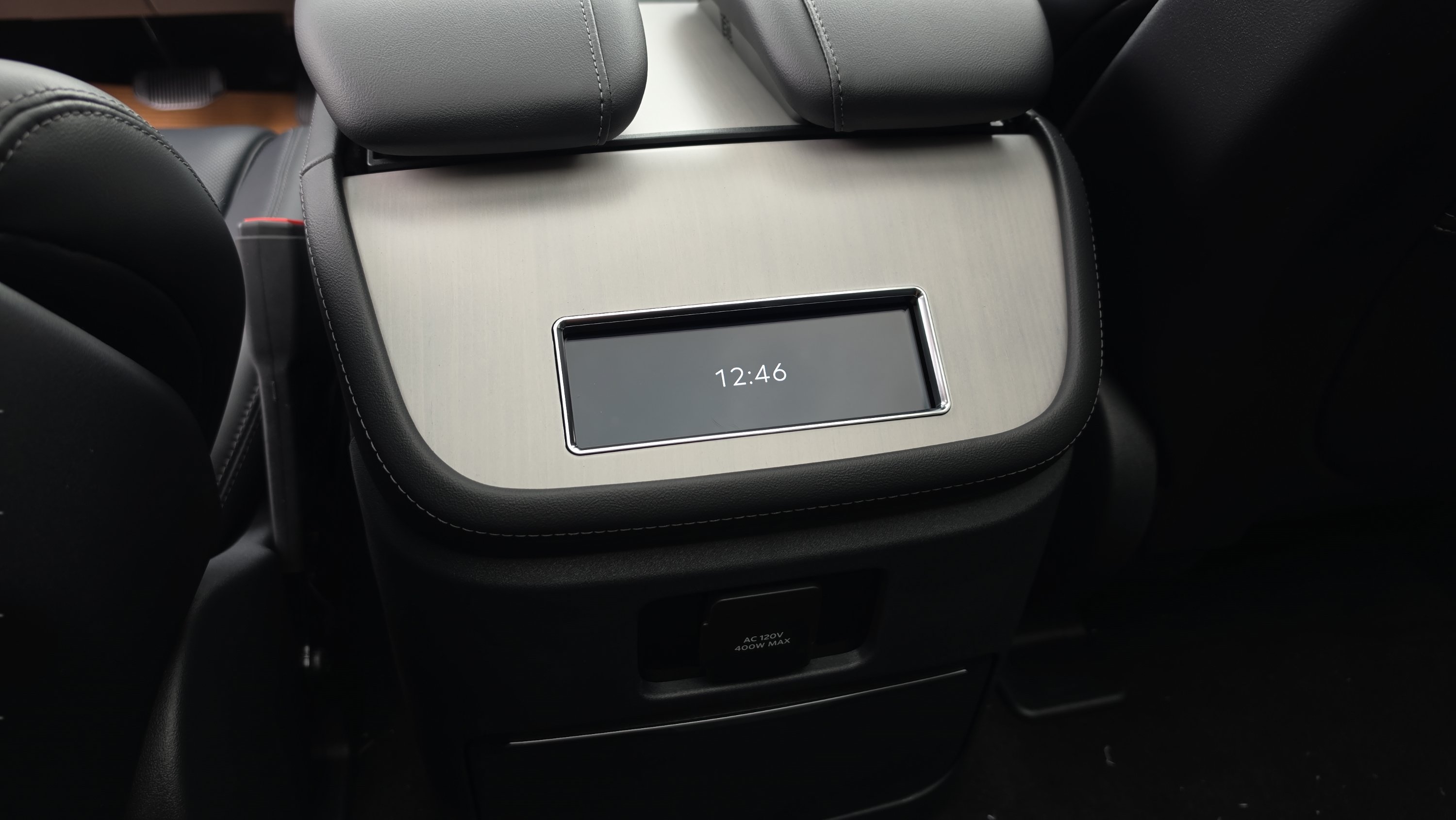 New 2026 Lincoln Navigator Reserve w/ Jet Appearance Package AWD/4WD image 24