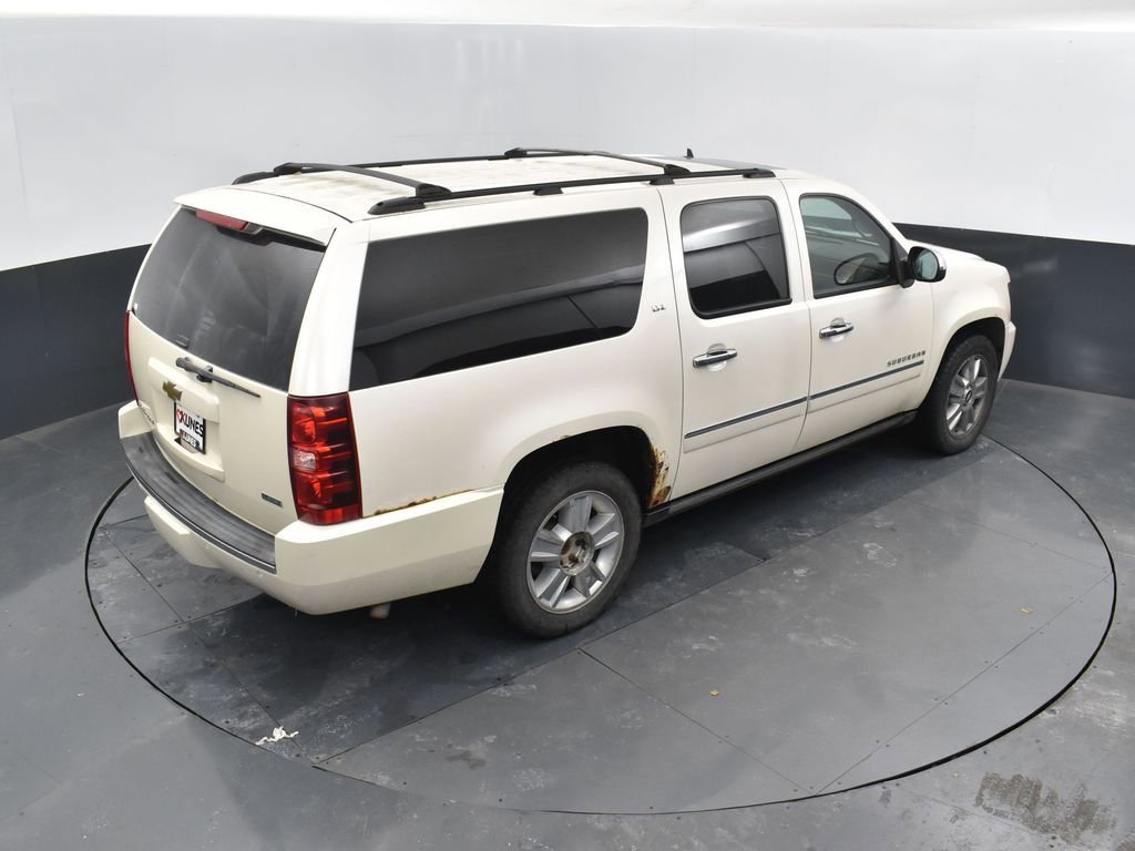 Used 2010 Chevrolet Suburban LTZ image 38
