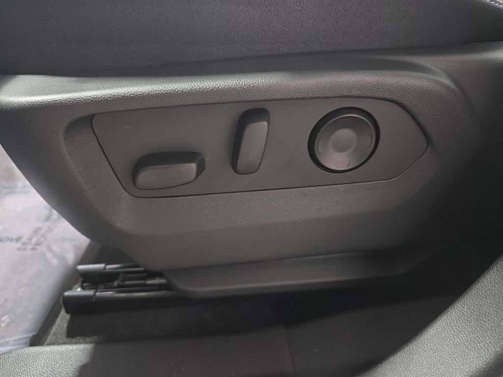 New 2026 Buick Envision Sport Touring image 33