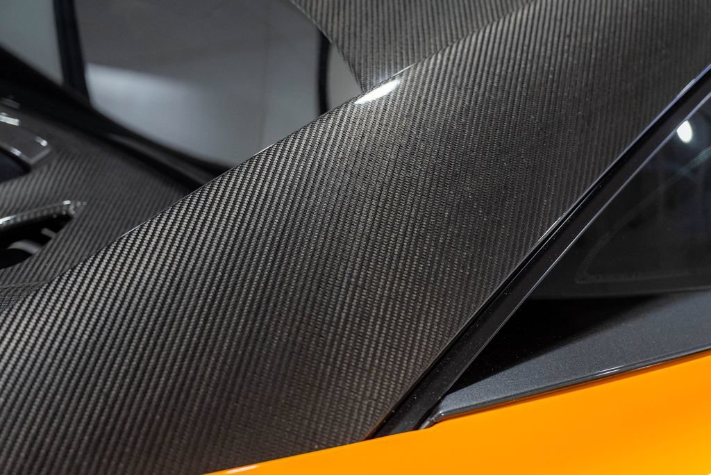 Used 2019 McLaren 600LT RWD image 21