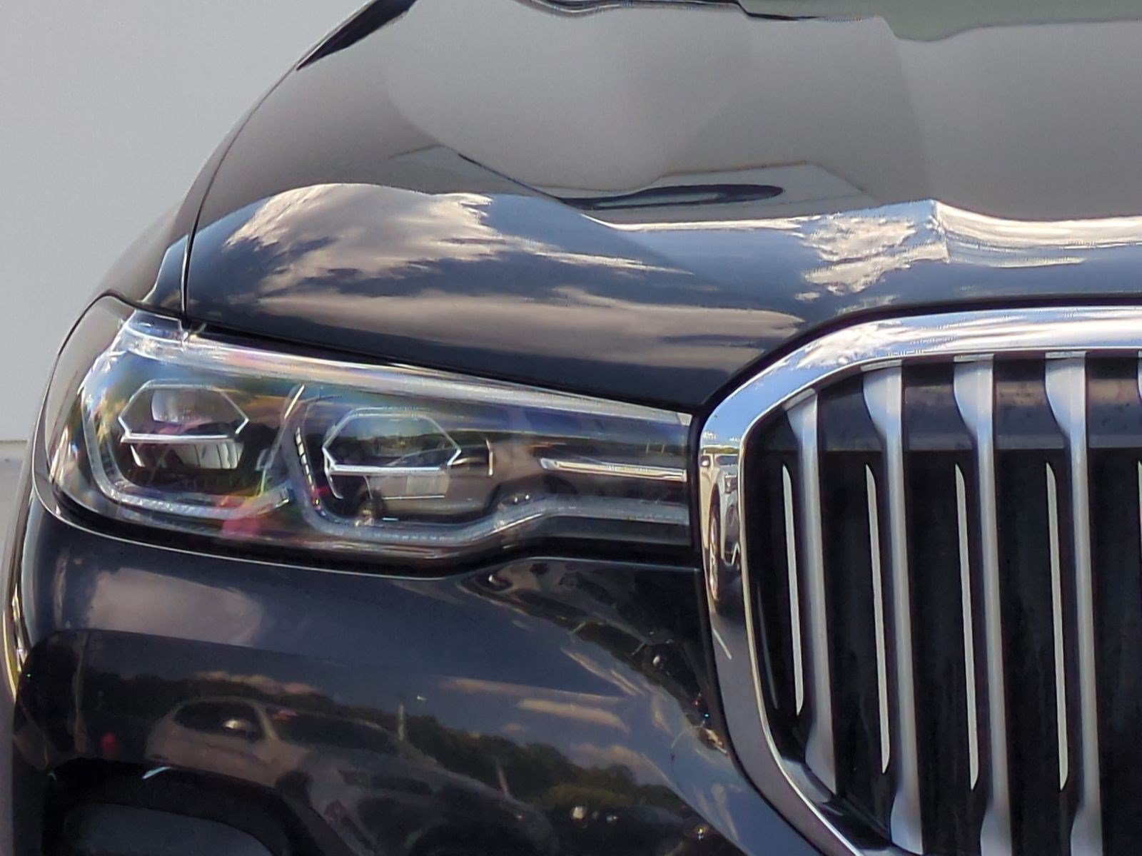 Used 2019 BMW X7 xDrive50i w/ Premium Package AWD/4WD image 6