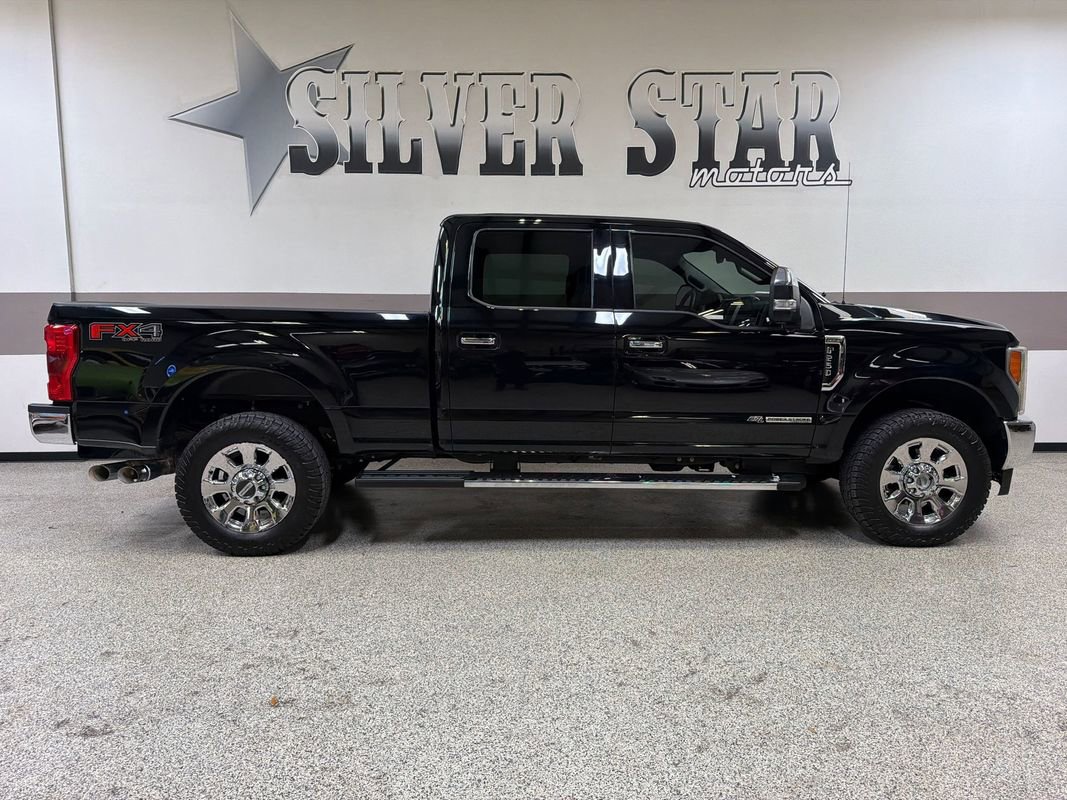 Used 2017 Ford F250 Lariat w/ Lariat Ultimate Package AWD/4WD image 34