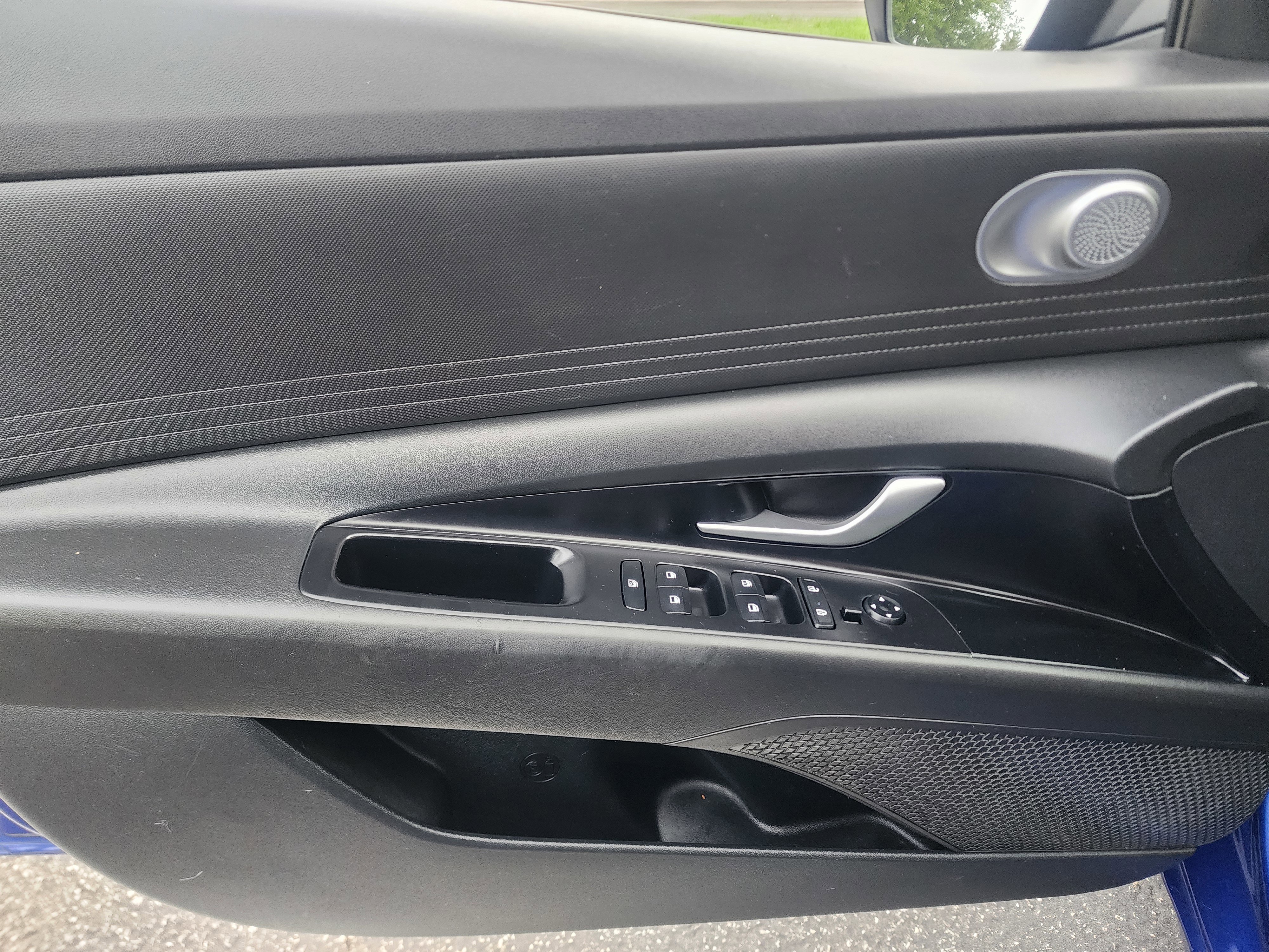 Used 2021 Hyundai Elantra SEL FWD image 19