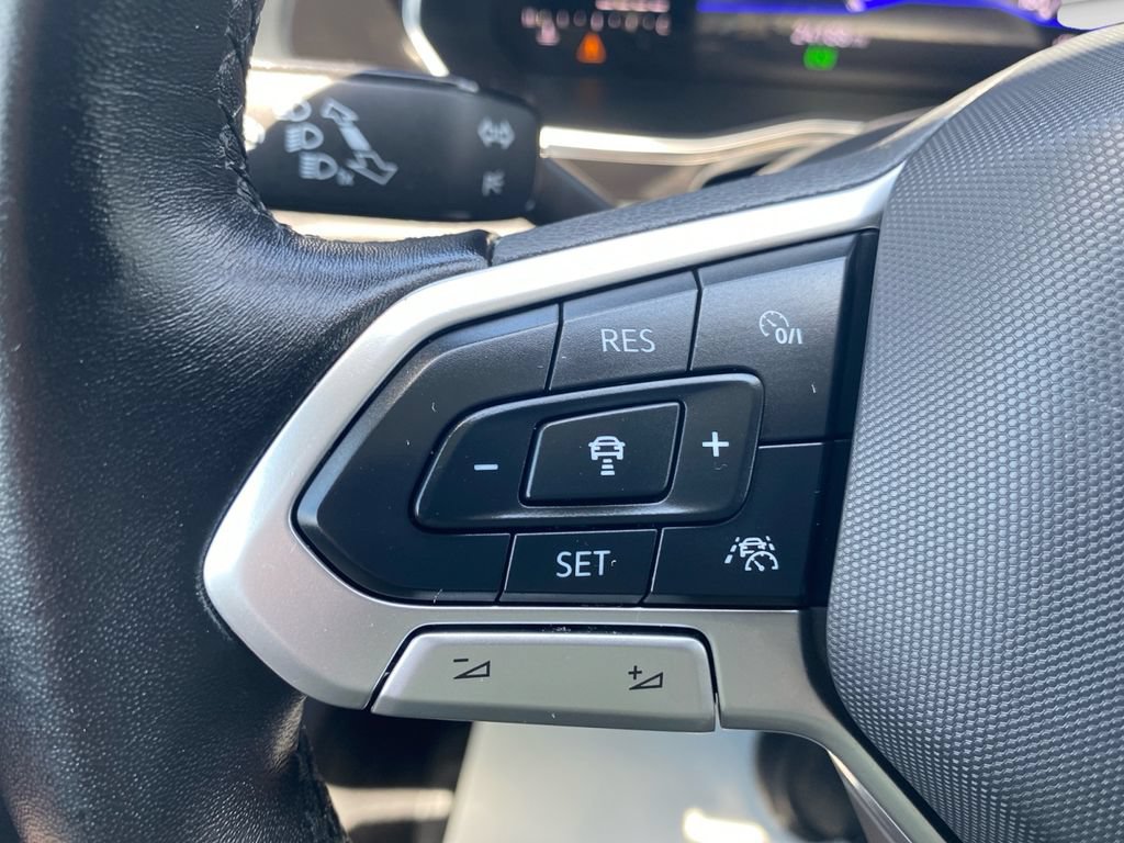 Used 2023 Volkswagen Jetta SE FWD image 33