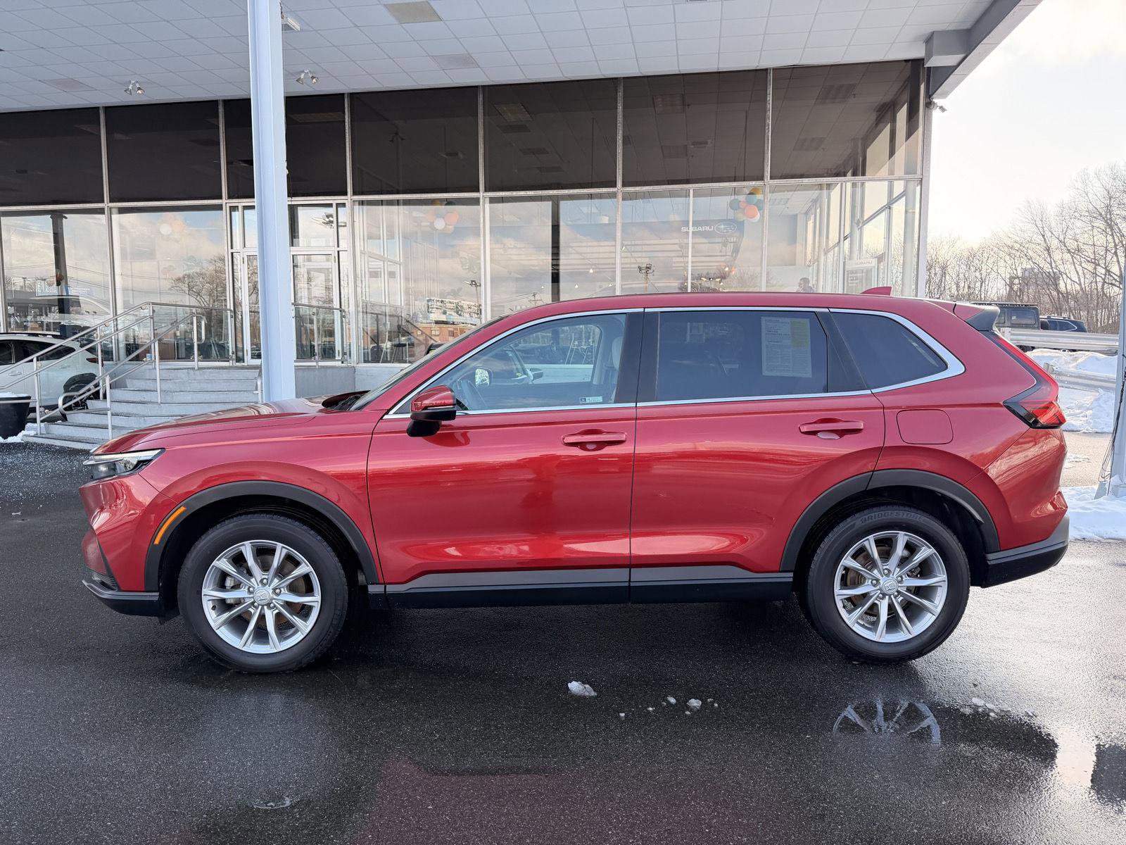 Used 2023 Honda CR-V EX image 2