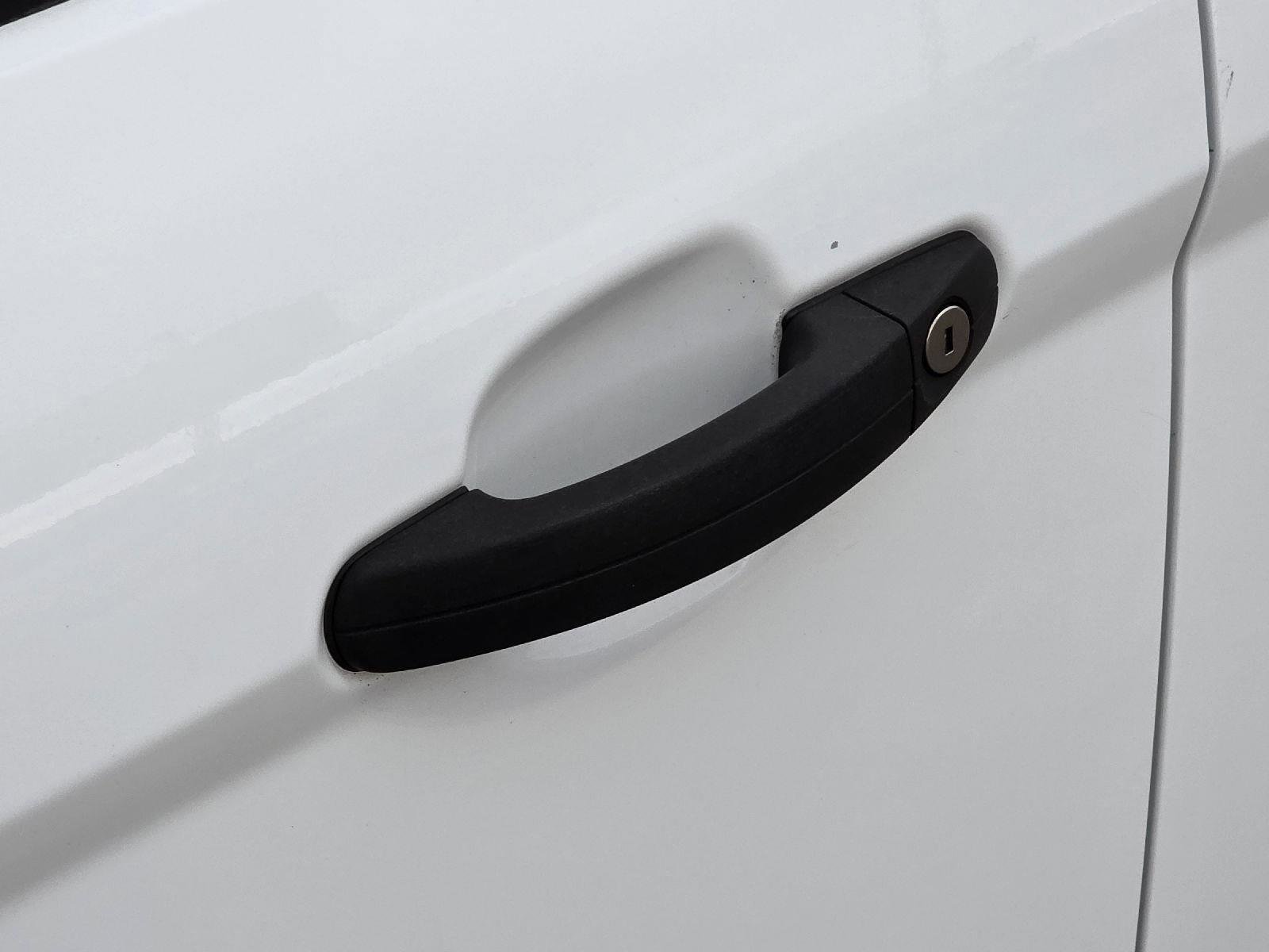 Used 2016 Ford Transit Connect XL image 33