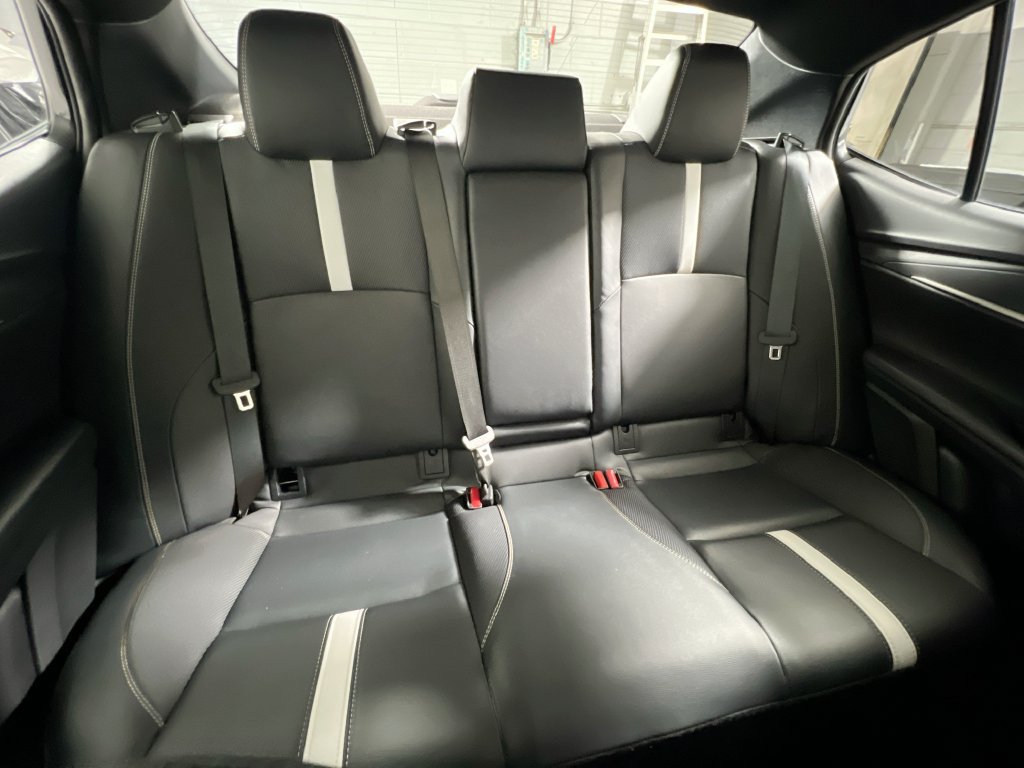 Used 2025 Toyota Camry SE FWD image 30