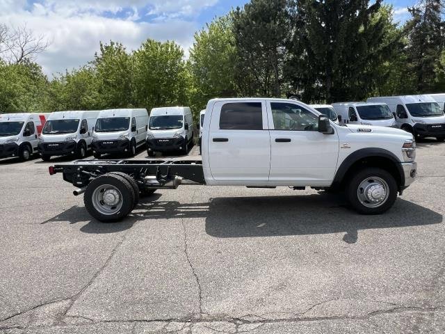 New 2025 RAM 5500 Tradesman image 2