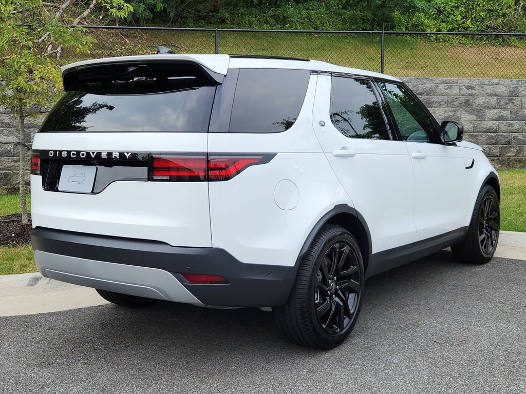 Certified 2025 Land Rover Discovery S AWD/4WD image 2