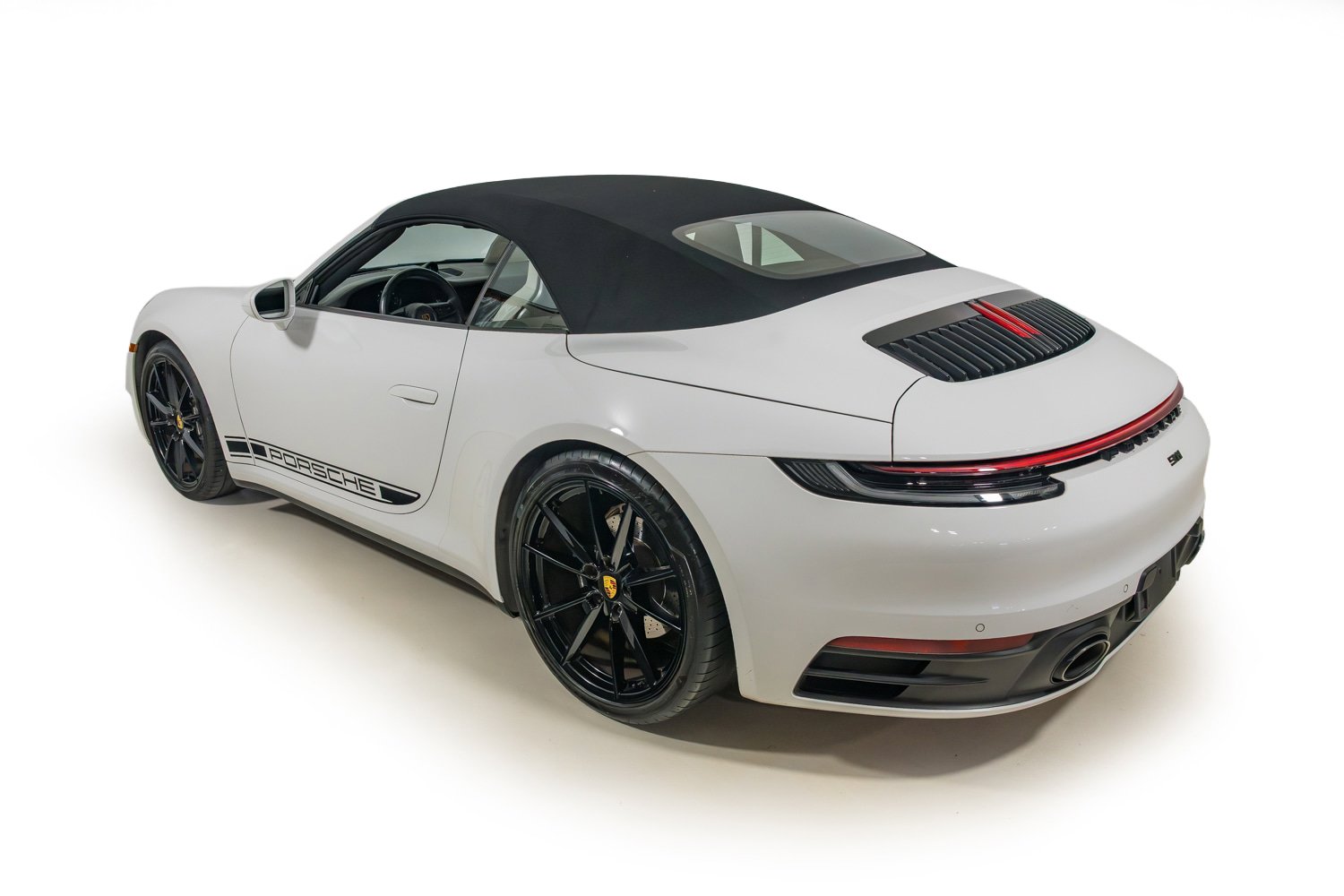 Used 2022 Porsche 911 Carrera RWD image 15