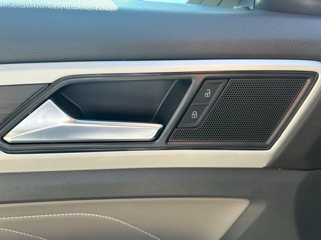 Certified 2022 Volkswagen Atlas SE image 19