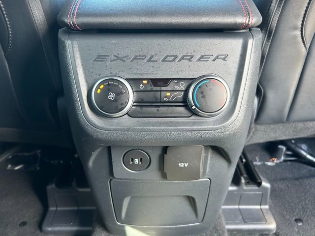 Used 2025 Ford Explorer ST-Line image 41