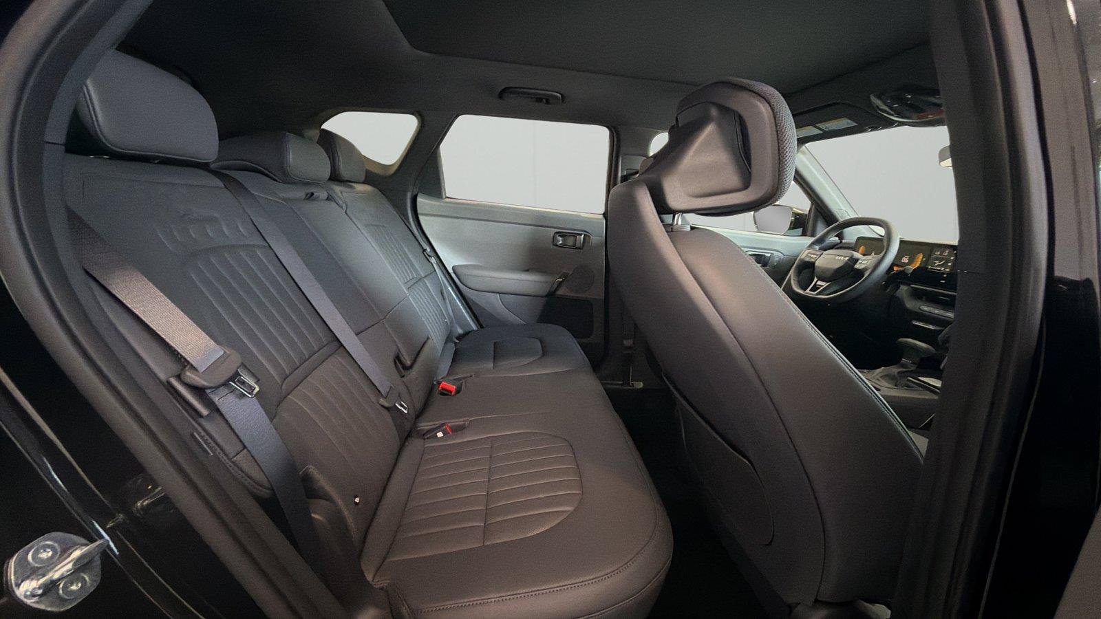 New 2027 Kia Seltos X-Line S AWD/4WD image 13