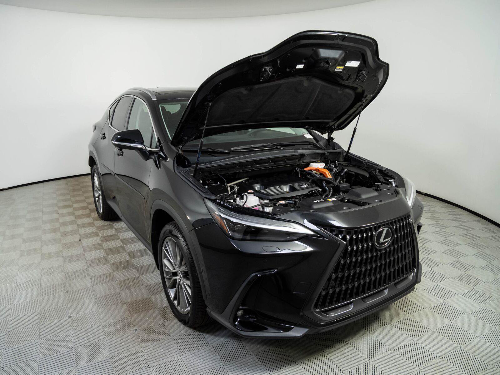 Used 2024 Lexus NX 350h AWD w/ Vision Package image 31