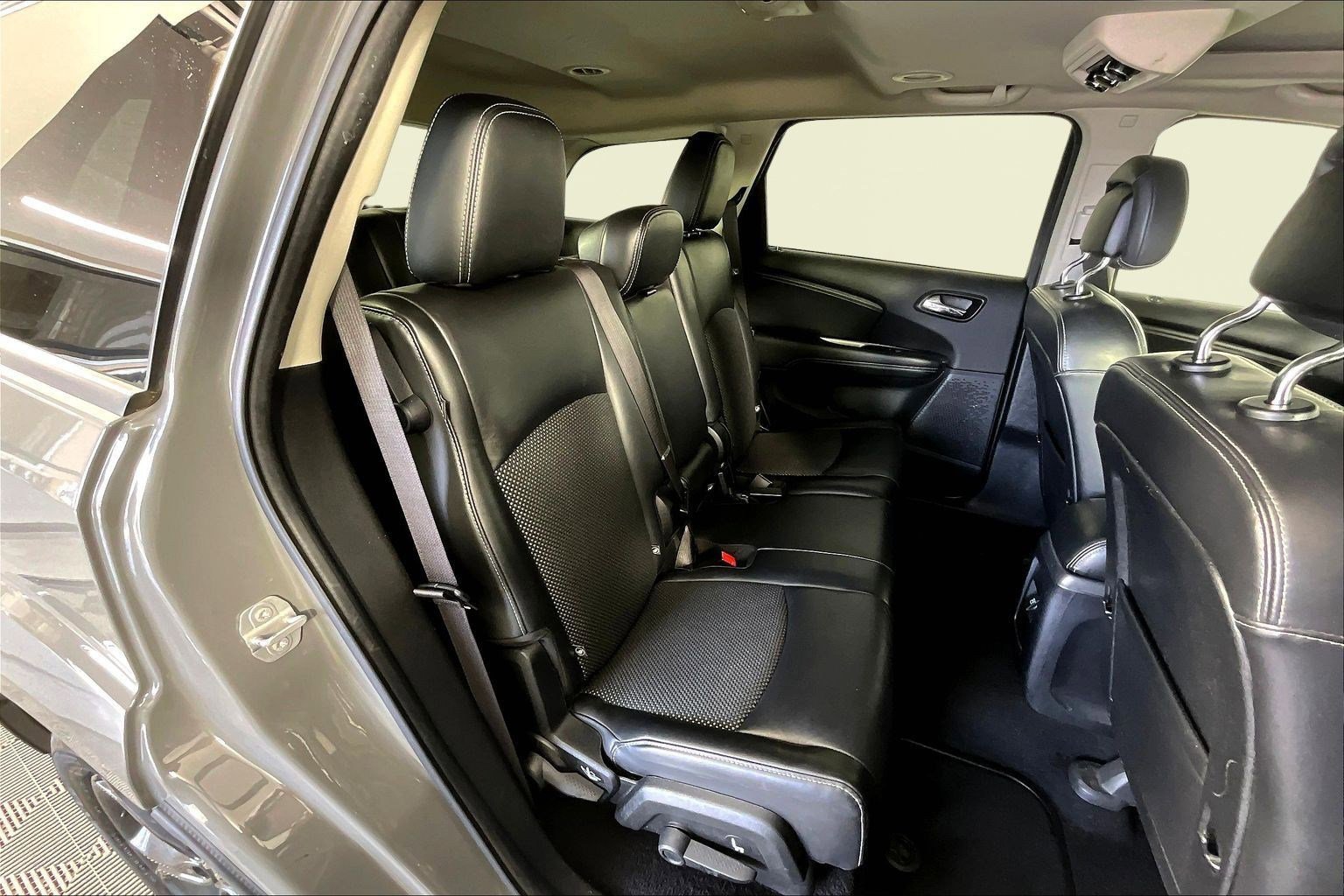 Used 2020 Dodge Journey Crossroad image 25