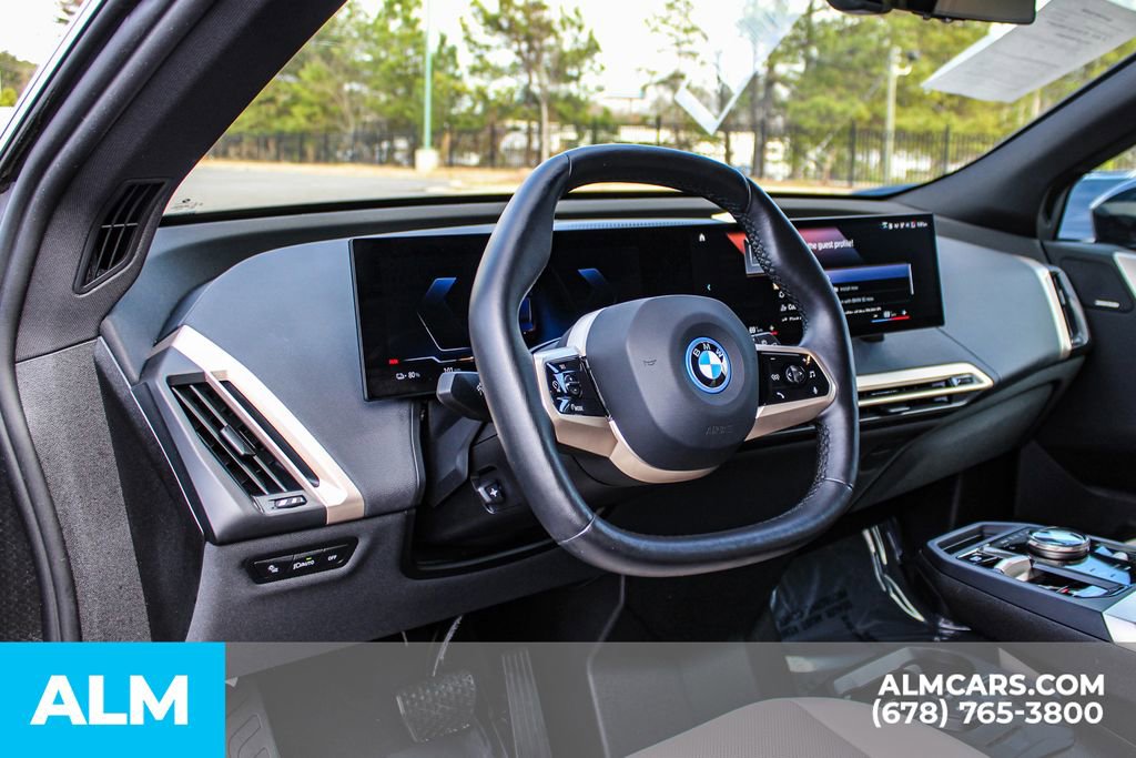 Used 2023 BMW iX xDrive50 w/ Convenience Package image 33