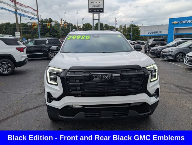 Used 2027 GMC Terrain Elevation w/ Black Edition FWD image 2