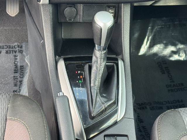 Used 2019 Toyota Corolla LE FWD image 19