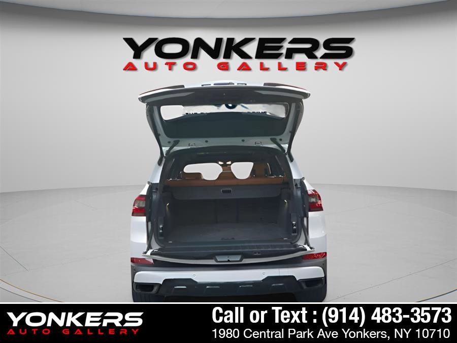 Used 2022 BMW X5 xDrive40i AWD/4WD image 8